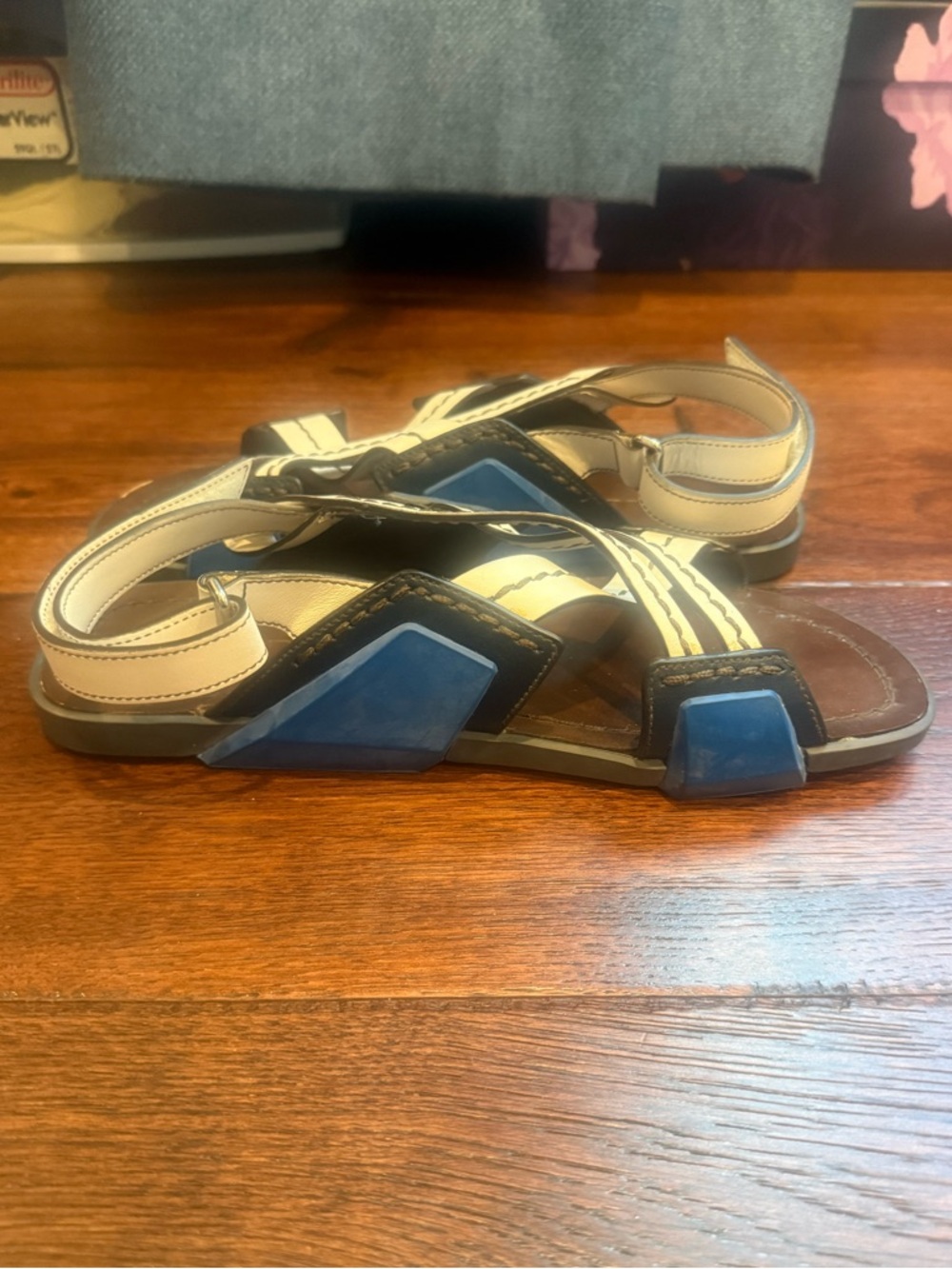AUTHENTIC PRADA MENS LEATHER SLINGBACK SANDALS, SIZE UK 8/ US 9, WHITE/BLUE - Picture 6 of 15